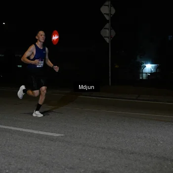 Runner Photo 7432040