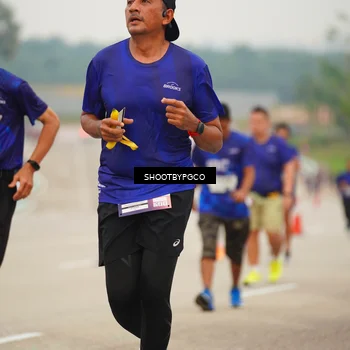 Runner Photo 7432054