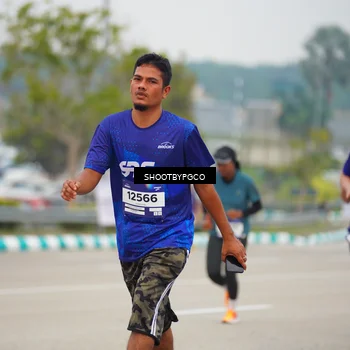 Runner Photo 7432068