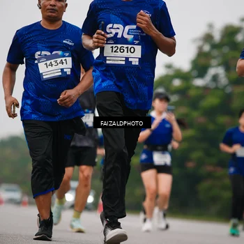 Runner Photo 7432073