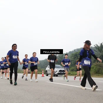 Runner Photo 7432079