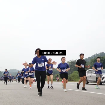 Runner Photo 7432093