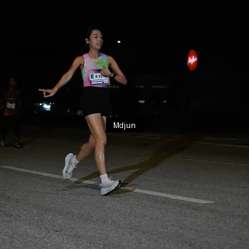 Runner Photo 7432098