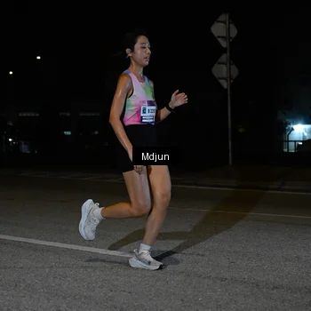 Runner Photo 7432101
