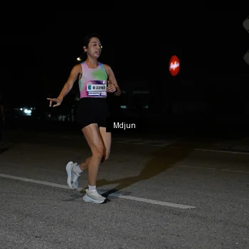 Runner Photo 7432103