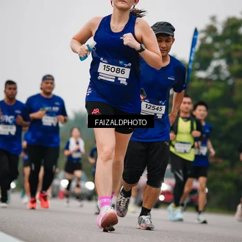 Runner Photo 7432112