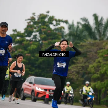 Runner Photo 7432140