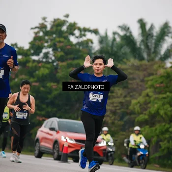 Runner Photo 7432144