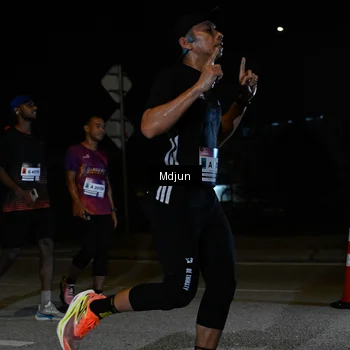Runner Photo 7432159