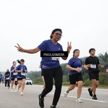 Runner Photo 7432179