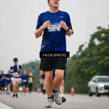 Runner Photo 7432209
