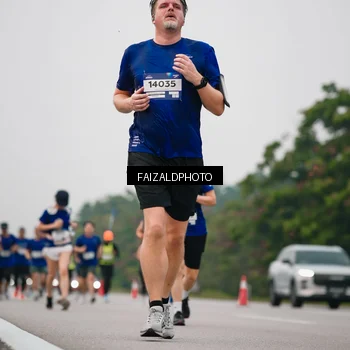 Runner Photo 7432214