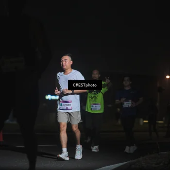 Runner Photo 7432254