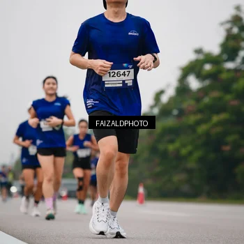 Runner Photo 7432276