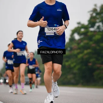Runner Photo 7432281