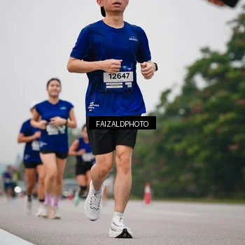 Runner Photo 7432282