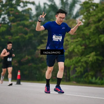 Runner Photo 7432335