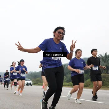 Runner Photo 7432339