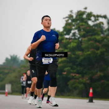 Runner Photo 7432359