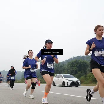 Runner Photo 7432369
