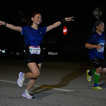 Runner Photo 7432377