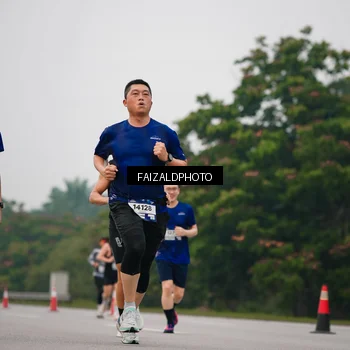 Runner Photo 7432398