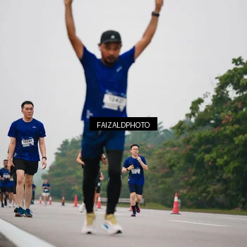 Runner Photo 7432401