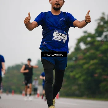 Runner Photo 7432405
