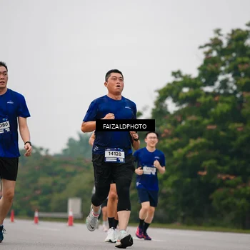 Runner Photo 7432406
