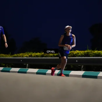 Runner Photo 7432407