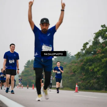 Runner Photo 7432419