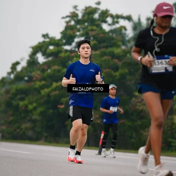 Runner Photo 7432426