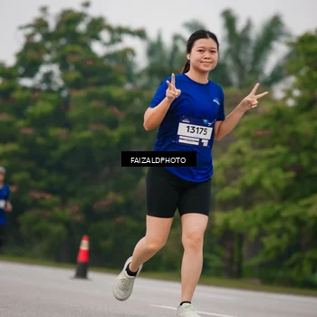 Runner Photo 7432446