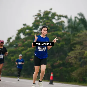 Runner Photo 7432451