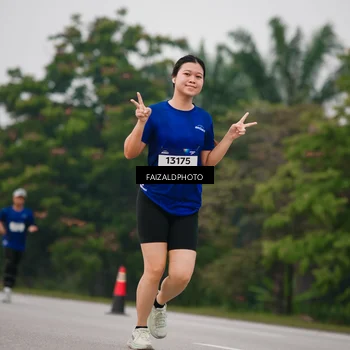 Runner Photo 7432455