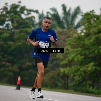Runner Photo 7432475