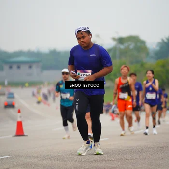 Runner Photo 7432488