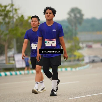 Runner Photo 7432491