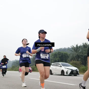 Runner Photo 7432506
