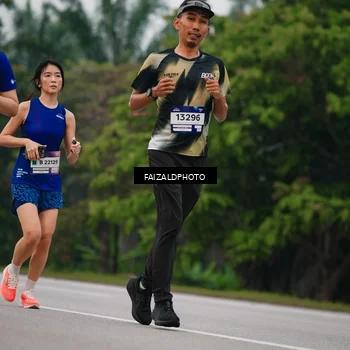 Runner Photo 7432523