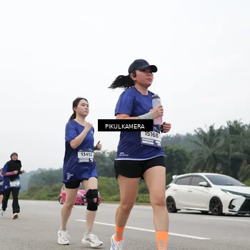 Runner Photo 7432528