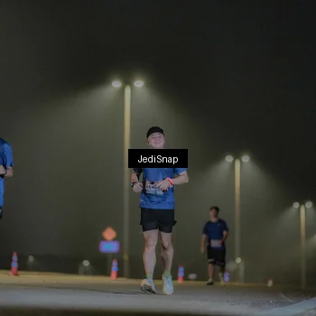 Runner Photo 7432571