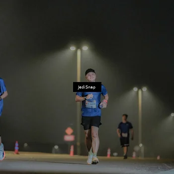 Runner Photo 7432578