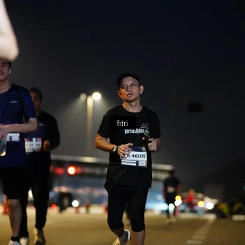 Runner Photo 7432589