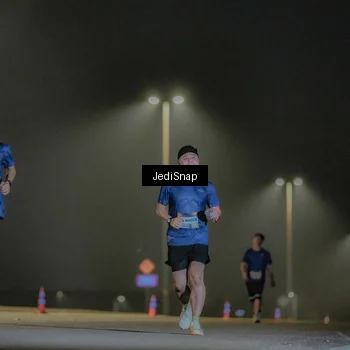 Runner Photo 7432591