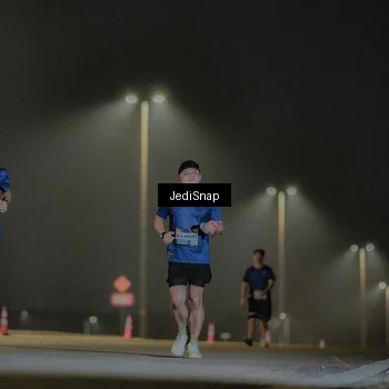 Runner Photo 7432600