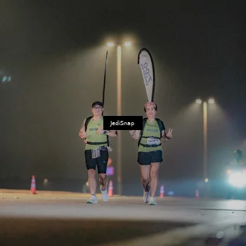 Runner Photo 7432674
