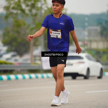 Runner Photo 7432695