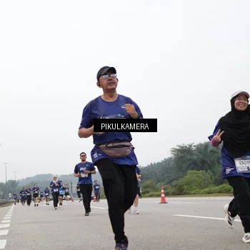 Runner Photo 7432724