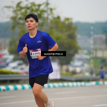 Runner Photo 7432738